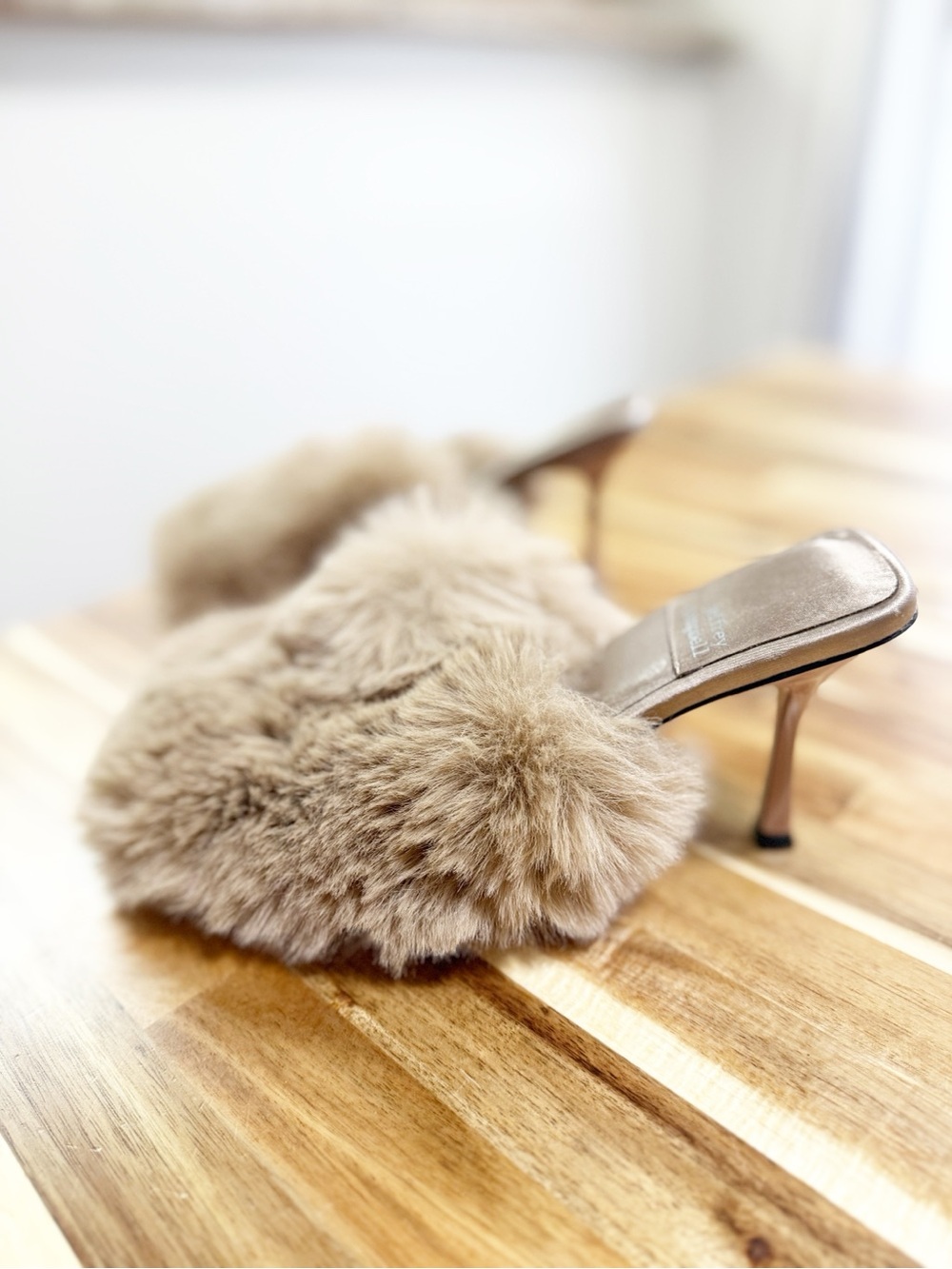 Jeffrey Campbell Binx-F Fur Fuzzy Slip on Mule Heels in Beige Tan Combo Size 8 - Picture 8 of 11